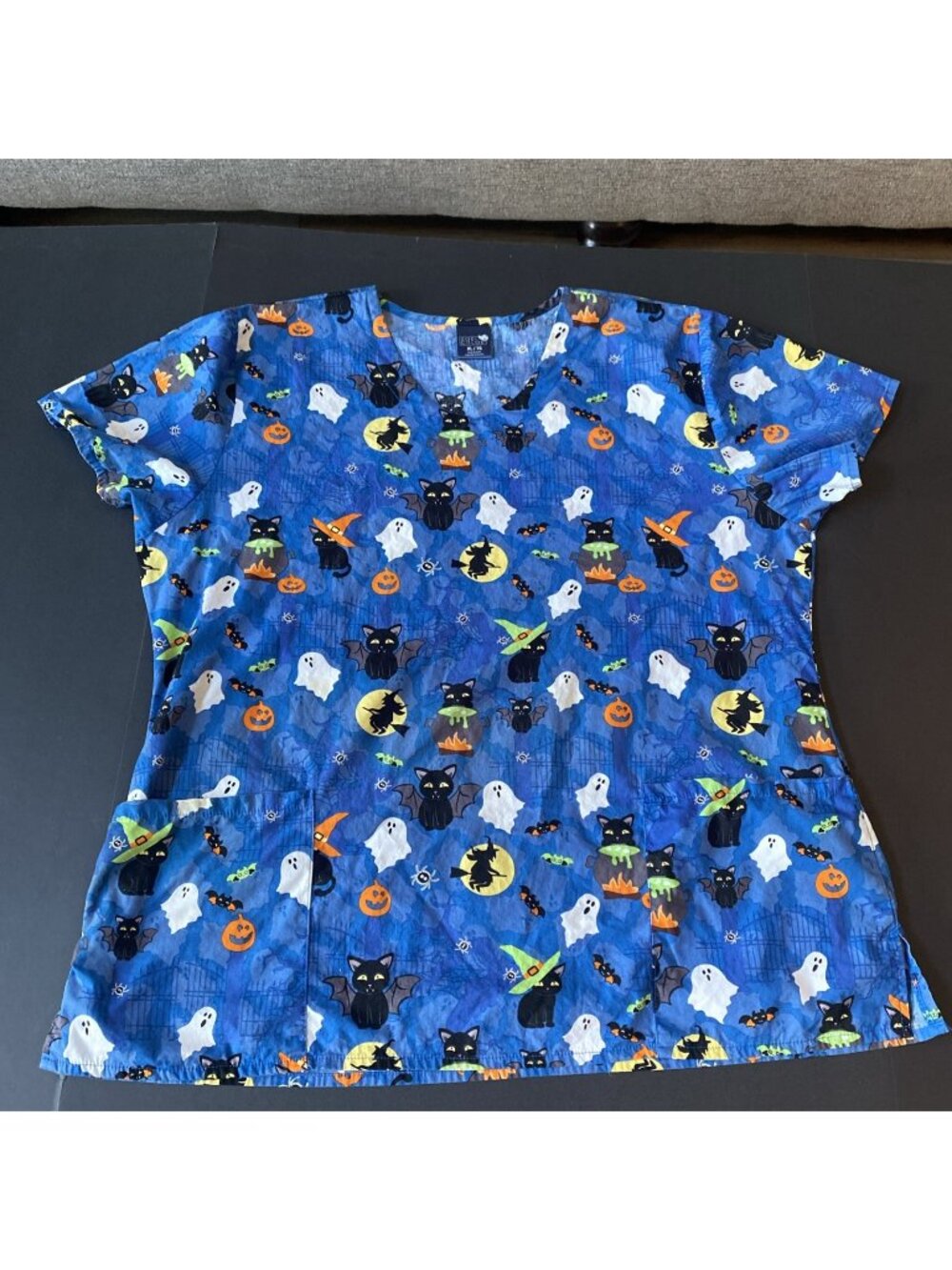 Zoe & Chloe Halloween Scrub Top XL Blue Cats Ghosts 100% Cotton Short Sleeve